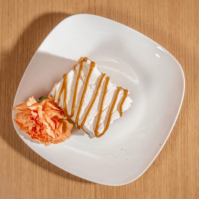 Tres Leche.